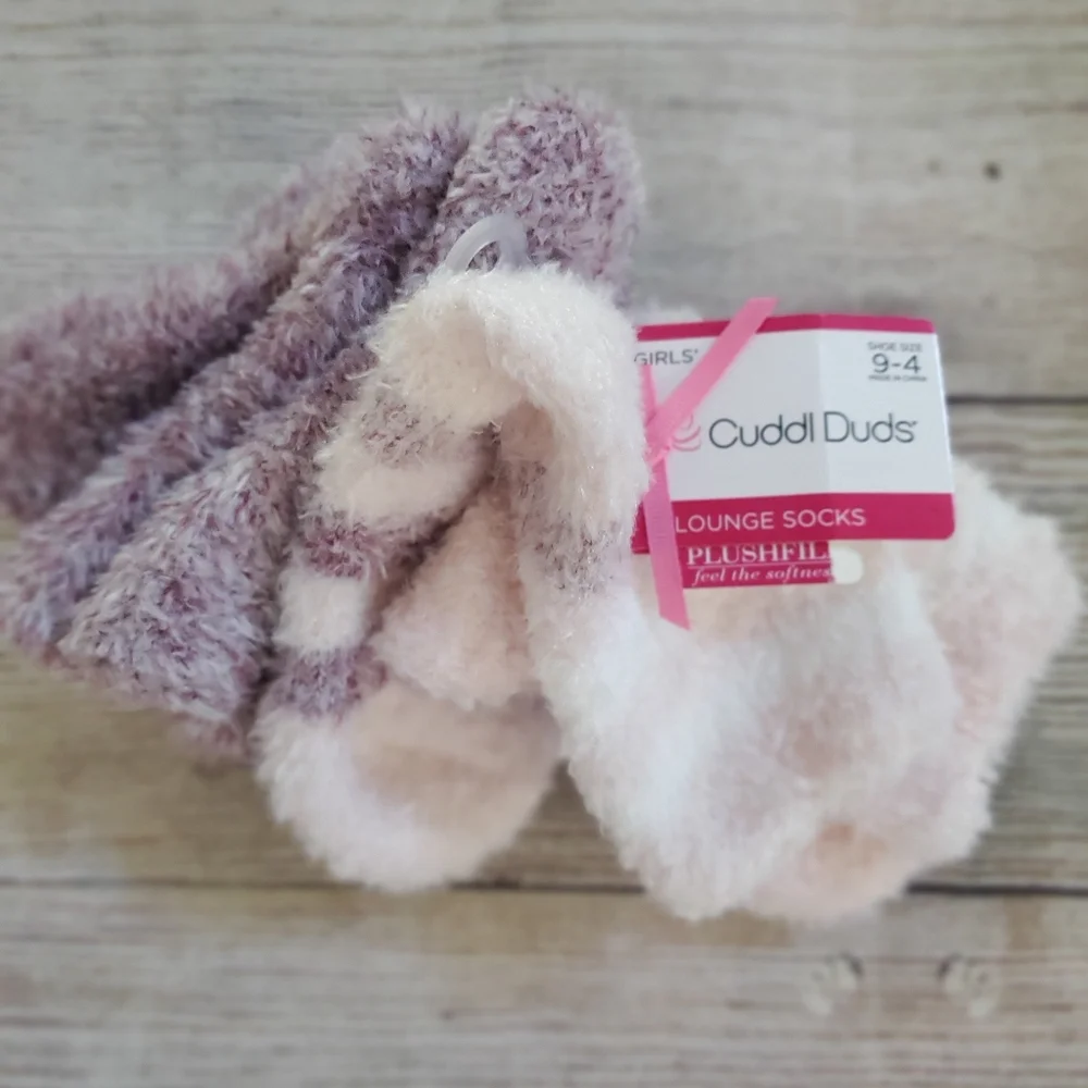 5/$20🌟NWT Set of 2 Pairs Fuzzy Lounge Socks